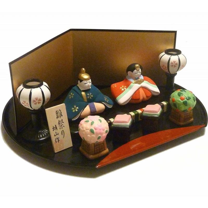王朝雛セット 王朝ひな揃い 省スペースで飾れるひな人形　陶器製　手描き　日本製
