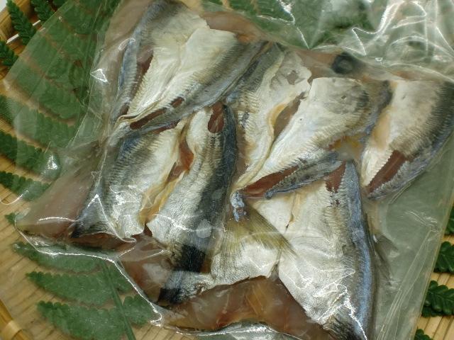 フライ 天ぷら用 アジ開き 約30ｇ 10枚 ヨーロッパ産 ぜいご取 腹骨取 背ヒレ骨取 あじ 真空パックの商品詳細 商品詳細 C Joy